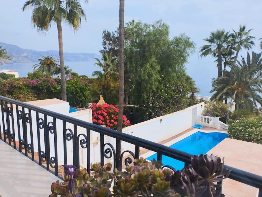 Beautiful 2 Bedroom In Calle Carabeo, Nerja Exteriér fotografie