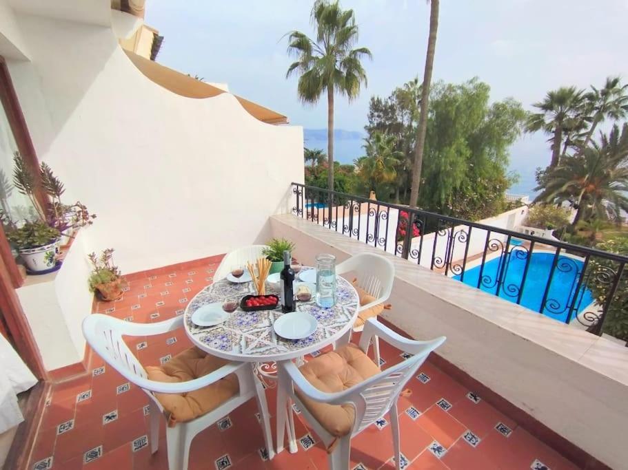 Beautiful 2 Bedroom In Calle Carabeo, Nerja Exteriér fotografie