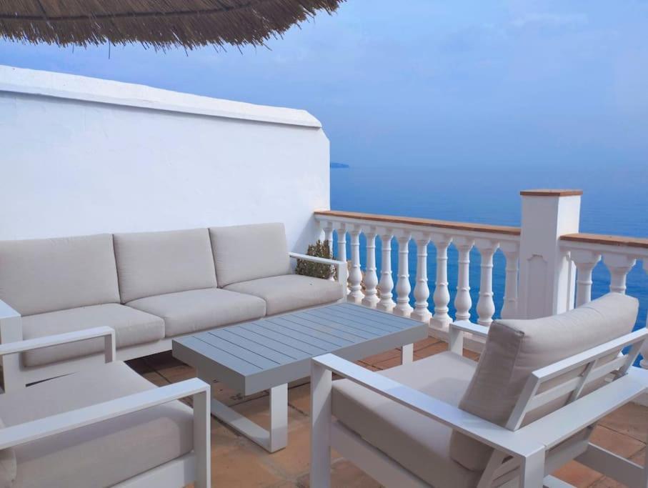 Beautiful 2 Bedroom In Calle Carabeo, Nerja Exteriér fotografie